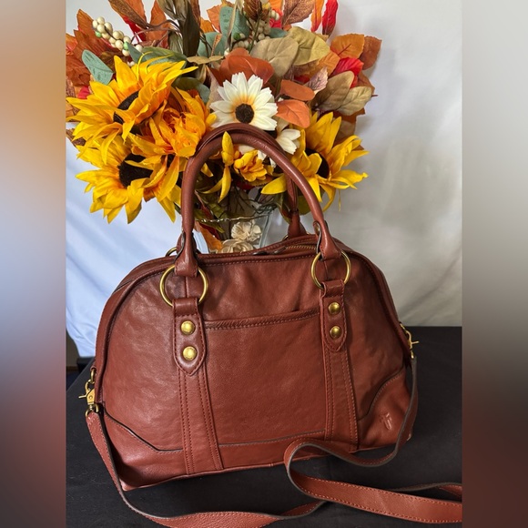 Frye Melissa EUC domed leather satchel crossbody - Picture 1 of 11